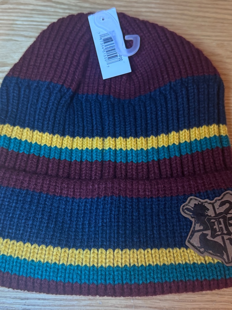 Harry Potter Warm Winter Hat Adult One Size Fits Most Beanie 8 X 8 Inch — image 2 of 8